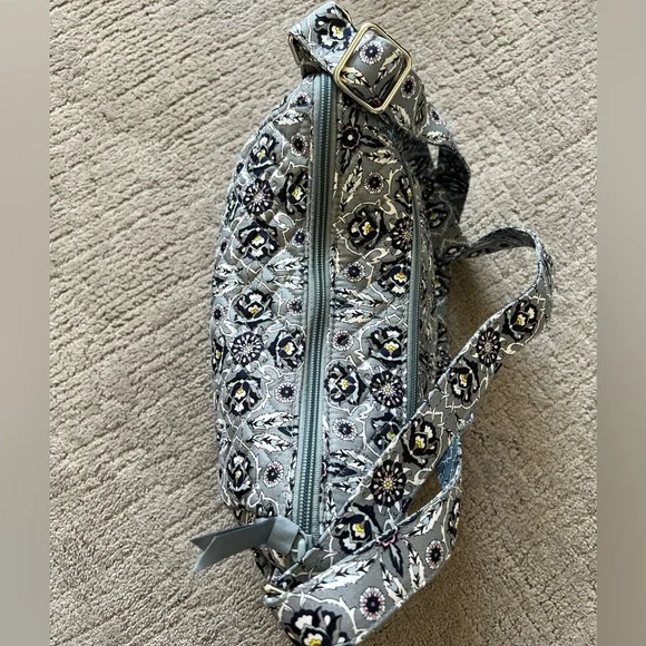 Vera Bradley Crossbody - Plaza Tile - Picture 6 of 13